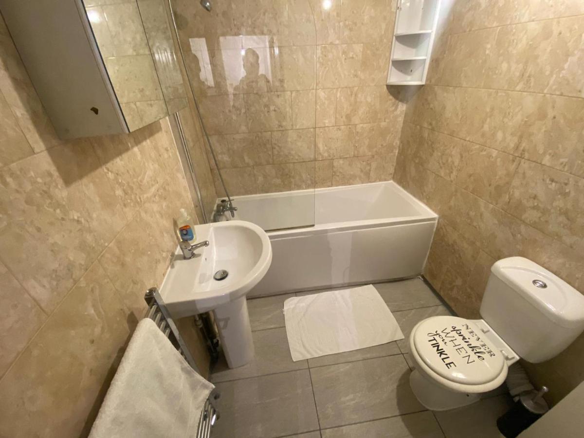 Vetrelax Basildon Newly Refurbished 3Bed House Aparthotel Exterior foto